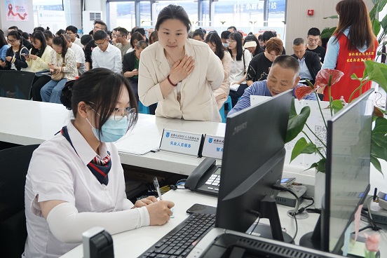 瑞方人力助力武侯區(qū)人力資源市場(chǎng)2024年上半年就業(yè)服務(wù)工作再創(chuàng)新高！ 第2張