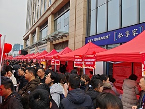 “百米小巷”人潮涌動！瑞方人力助力2025年武侯區春風行動專場招聘會“開門紅” 第3張